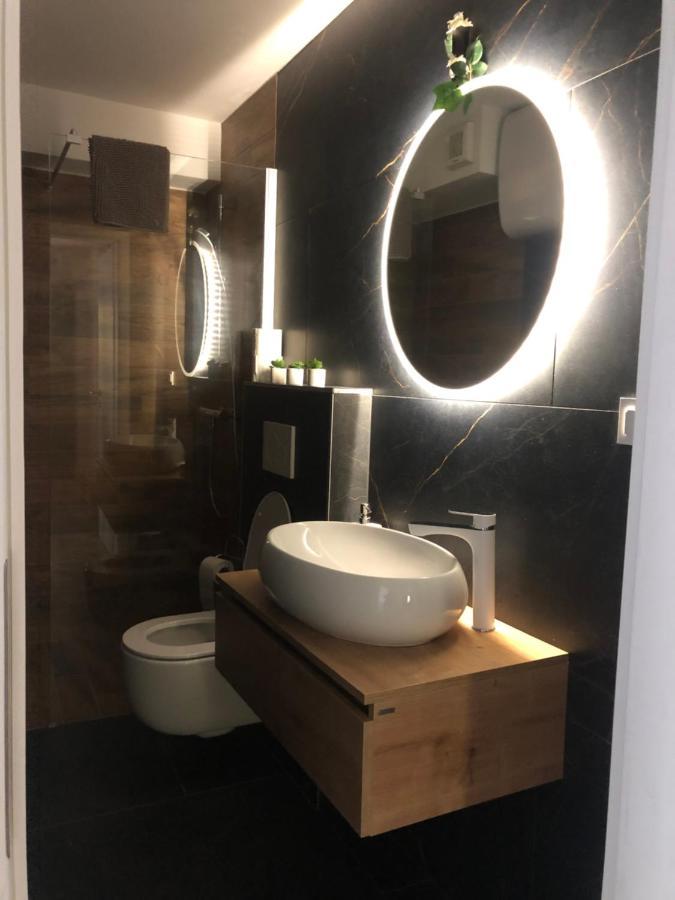 Apartmaji Melipu 1 Izola Ngoại thất bức ảnh