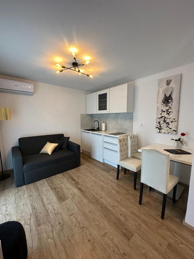 Apartmaji Melipu 1 Izola Ngoại thất bức ảnh